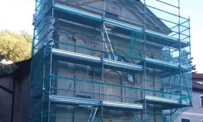 Boasi: i residenti rifanno il look alla facciata della chiesa di San Tommaso