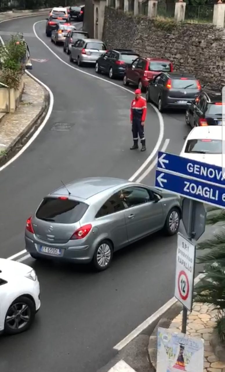 Disagi e traffico in tilt durante la tappa del Giro Handbike, il sindaco di Chiavari ammette le responsabilità