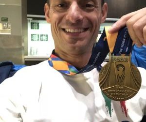 Un pezzo di Mezzanego a New York, Perona alla maratona 