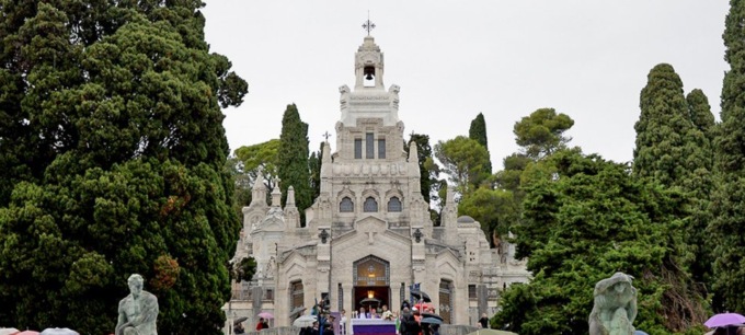 Messa al cimitero di Chiavari, le foto