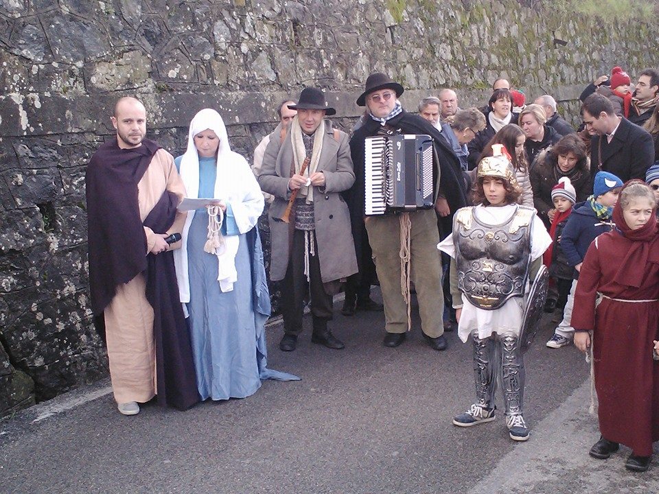 Oggi appuntamento con il presepe vivente a Villa Tassani