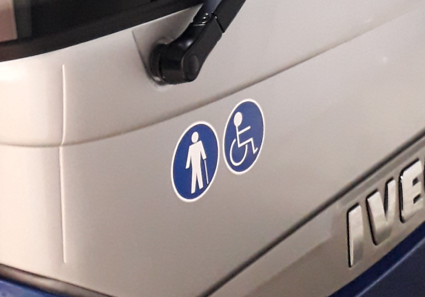 bus pedana per disabili