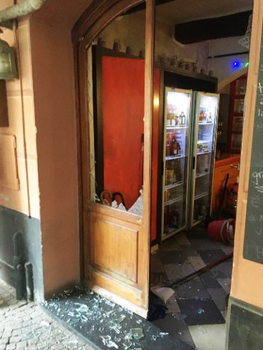 Chiavari, tre furti in ristoranti nella notte