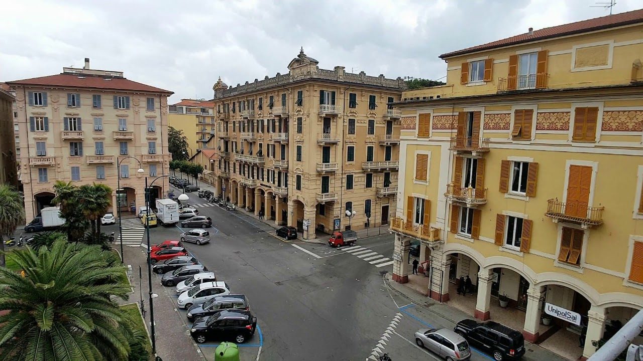 Rapina alla Credem di Chiavari, rubati 1200 euro