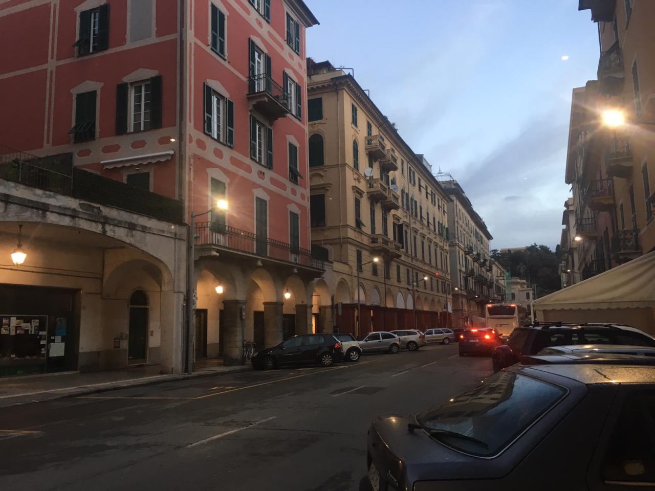 Nuova illuminazione in corso Garibaldi e sistemazione del marciapiede di via San Francesco