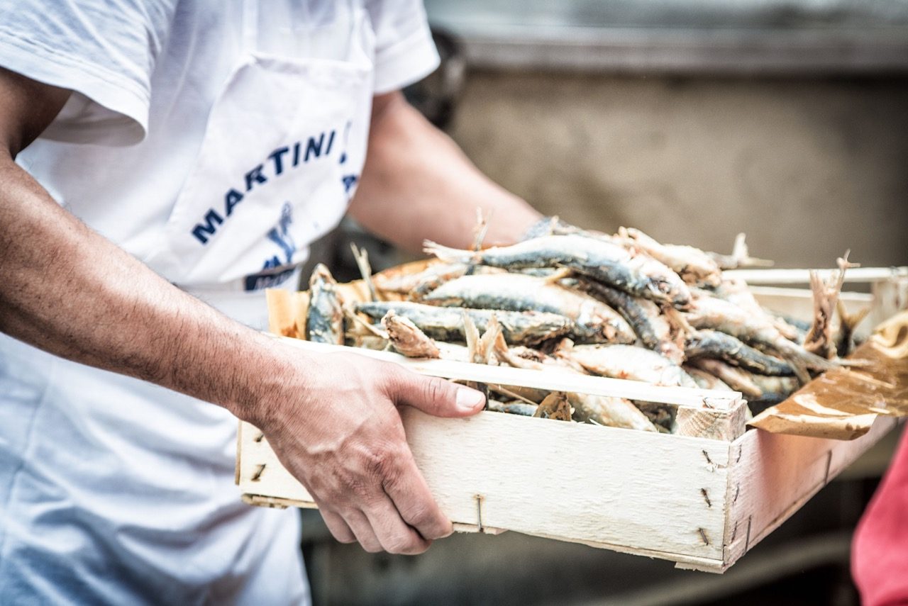 Manifesto per la Sagra del Pesce: prorogato il concorso