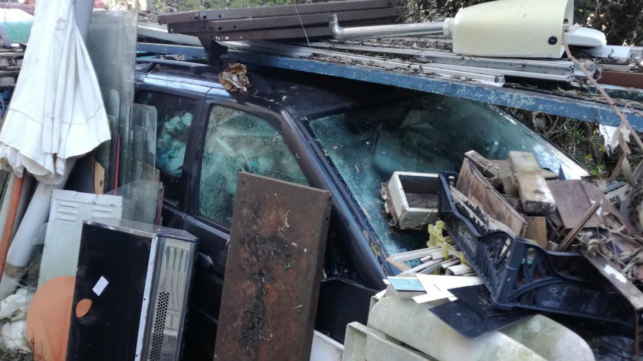 Abbandono di ingombranti, arrivano le telecamere