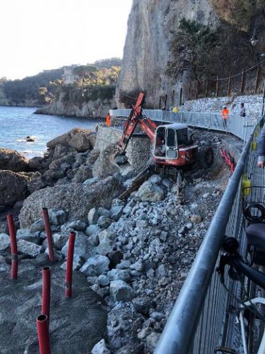 Portofino, non si fermano i lavori di ricostruzione della strada