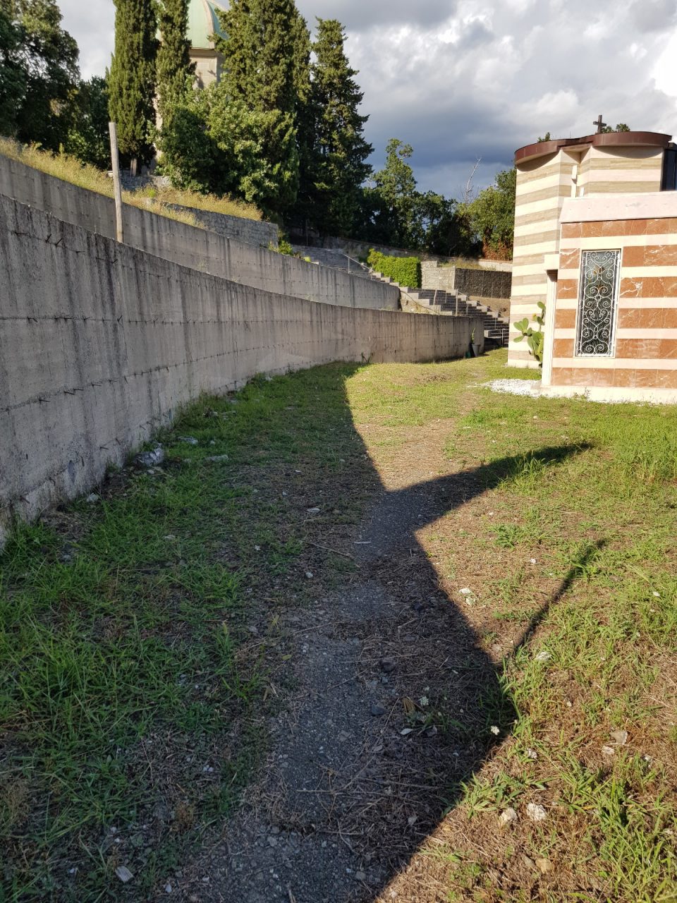 Segnalazioni al cimitero, il sopralluogo di Noi di Chiavari
