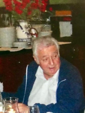 Camogli perde lo storico farmacista Enzo Machi