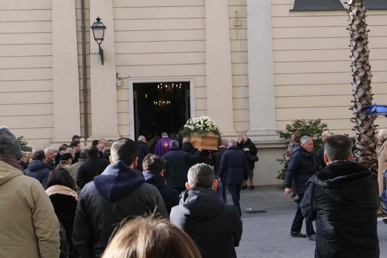 Rapallo si stringe ai piccoli figli di Eros