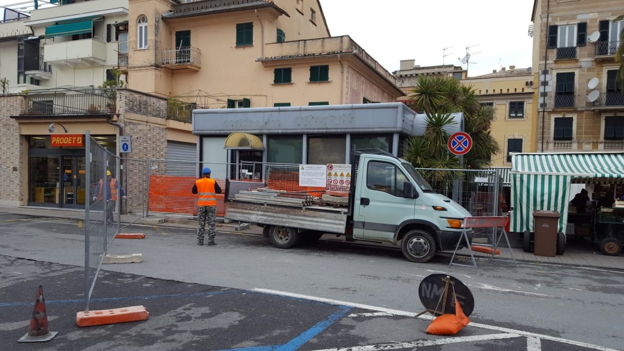 Lavagna: al via oggi la demolizione della veranda Ostigoni