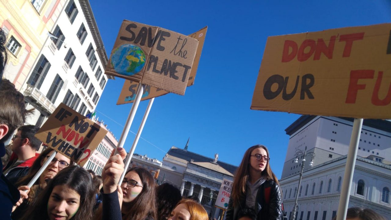 Friday for Future, da Genova al Tigullio gli studenti scendono in piazza