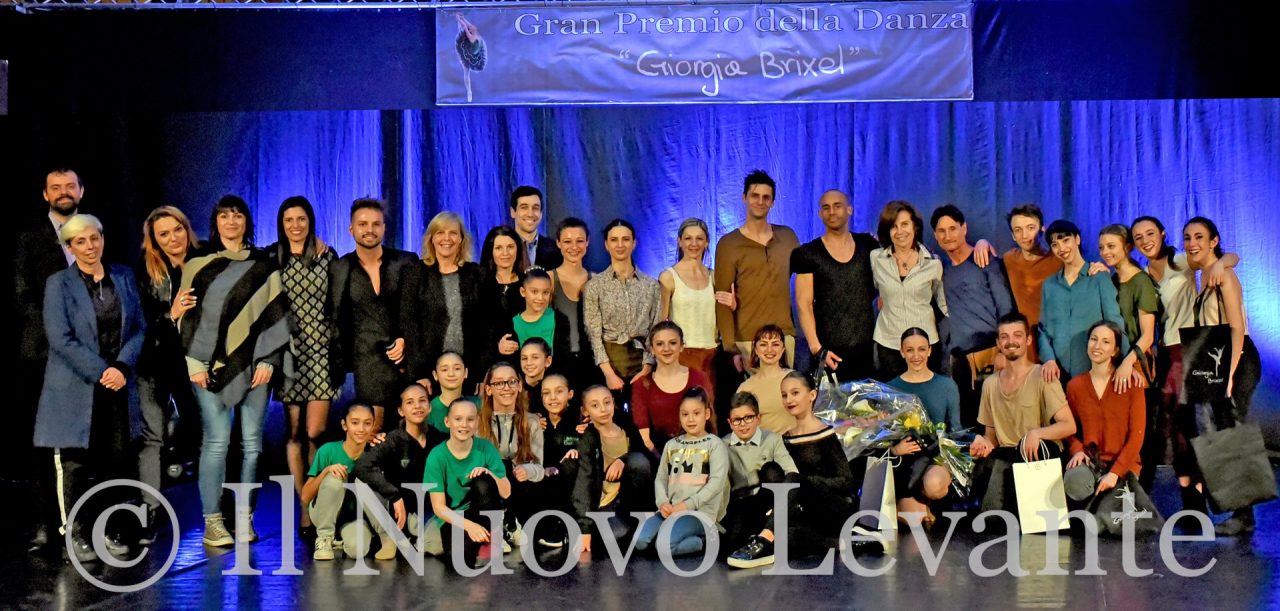 La grande danza in memoria di Giorgia Brixel: le prime foto di sabato e domenica