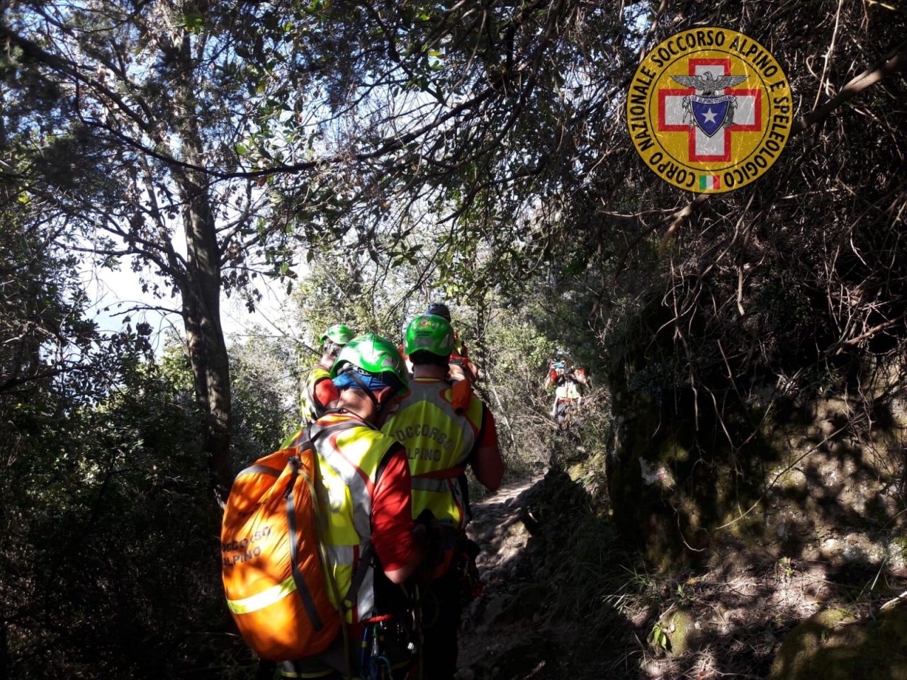 Incidenti ad escursionisti, superlavoro per il Soccorso Alpino tra 5 Terre e Parco di Portofino
