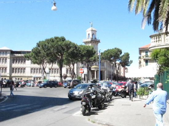 Piazza della Repubblica, a maggio il via agli interventi per il trasferimento degli uffici comunali