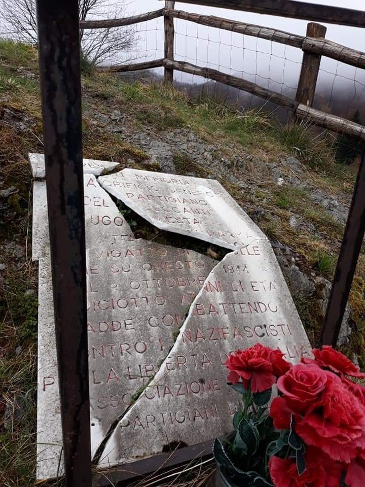 Era in mille pezzi: a Barbagelata nuova lapide per il 25 Aprile