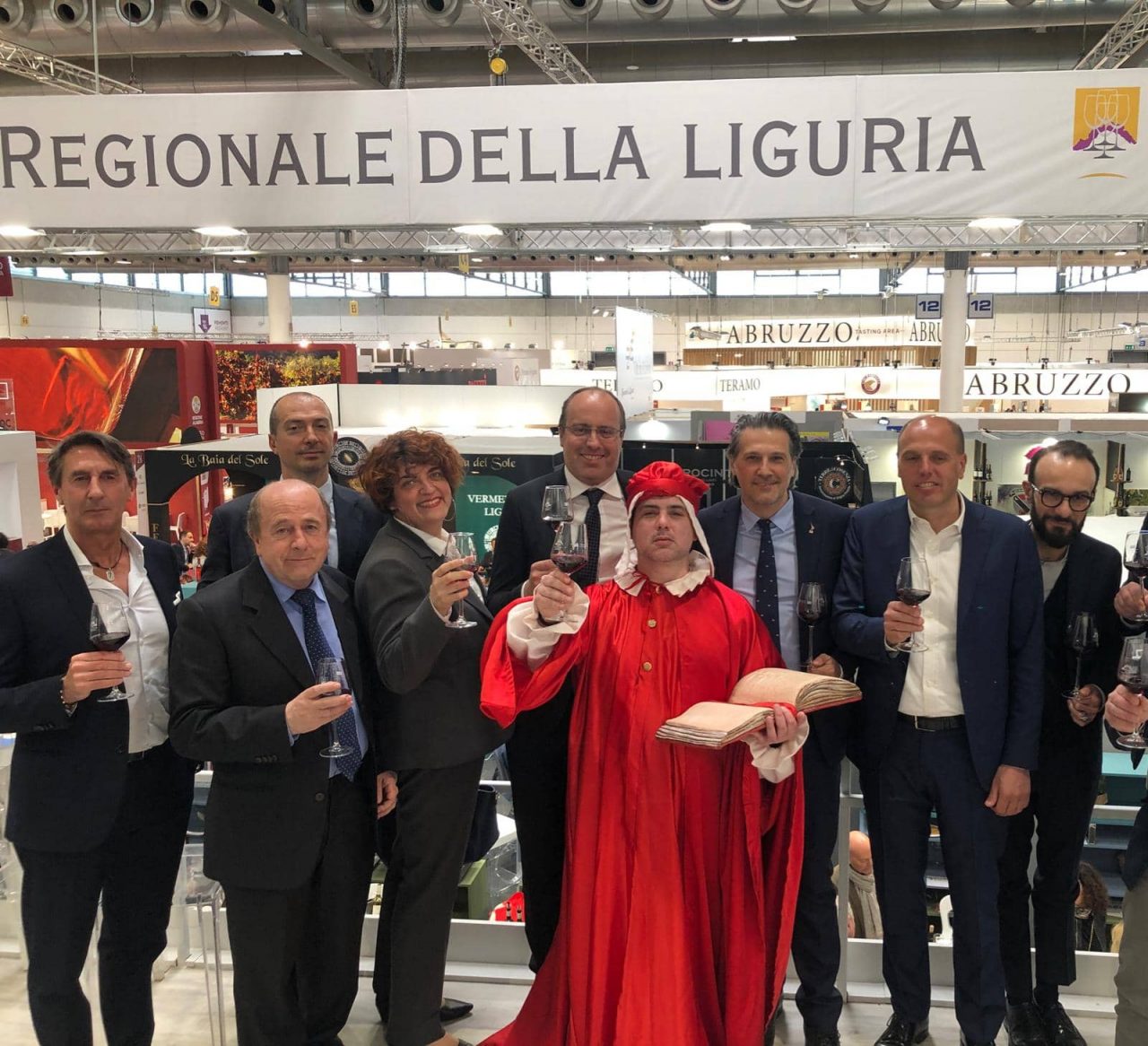 Giannini, Sgarbi e Bacchetti a Chiavari e Neirone per Dante