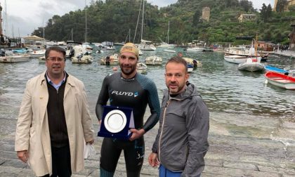 Record di Edoardo Stochino nella traversata Sestri Levante-Portofino