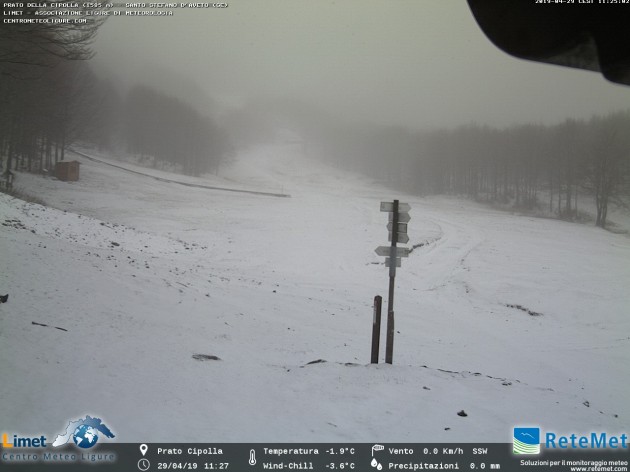 In Val d’Aveto nevicata in corso