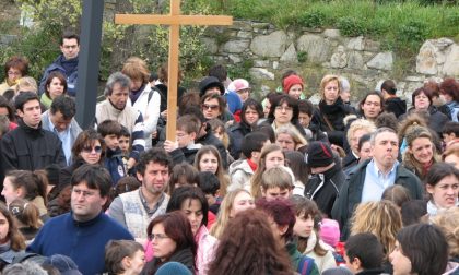 Settimana Santa, venerdì 19 la Via Crucis: al mattino quella di ACR, alla sera quella cittadina