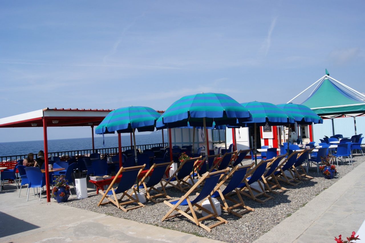 Nottata di furti in spiaggia, colpiti sei stabilimenti tra Lavagna e Chiavari