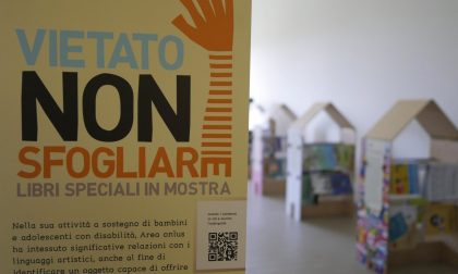 “Vietato non sfogliare”: al Gaslini la mostra di 100 libri accessibili