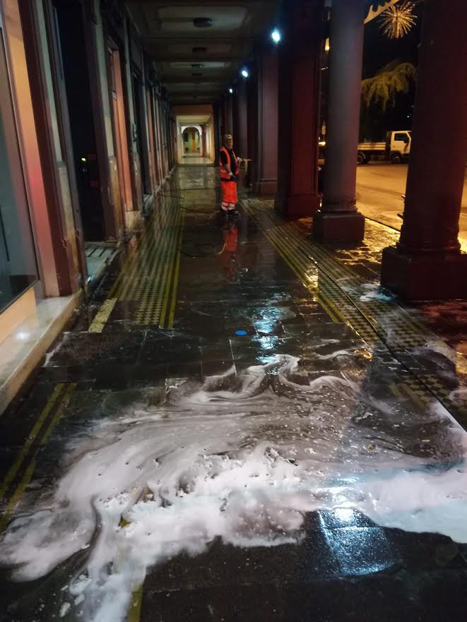Pulizia straordinaria di Chiavari: intensificati gli interventi in notturna