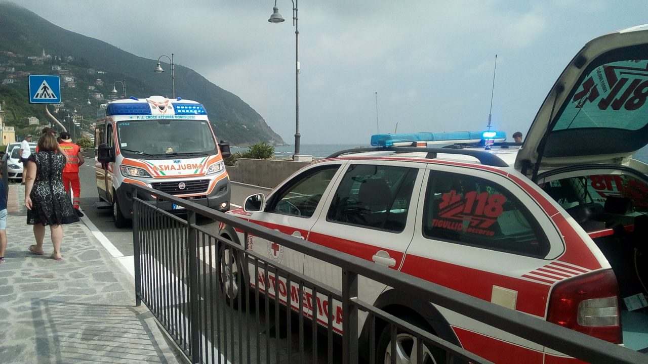 Bambina investita in passeggiata a Moneglia