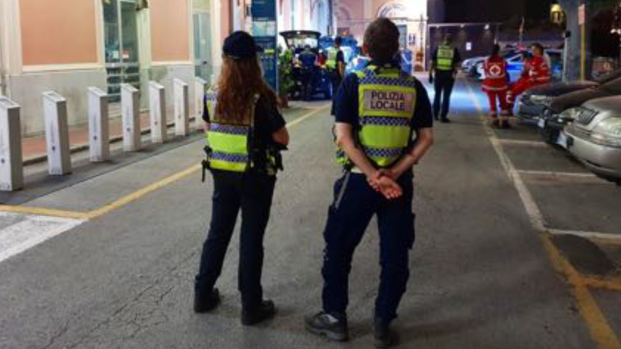 Santa Margherita, operazione “Estate Sicura”: oltre 160 i sequestri di contenitori di bevande in una sera