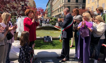 Chiavari dedica alla poetessa Elena Bono la fontana di piazza Matteotti