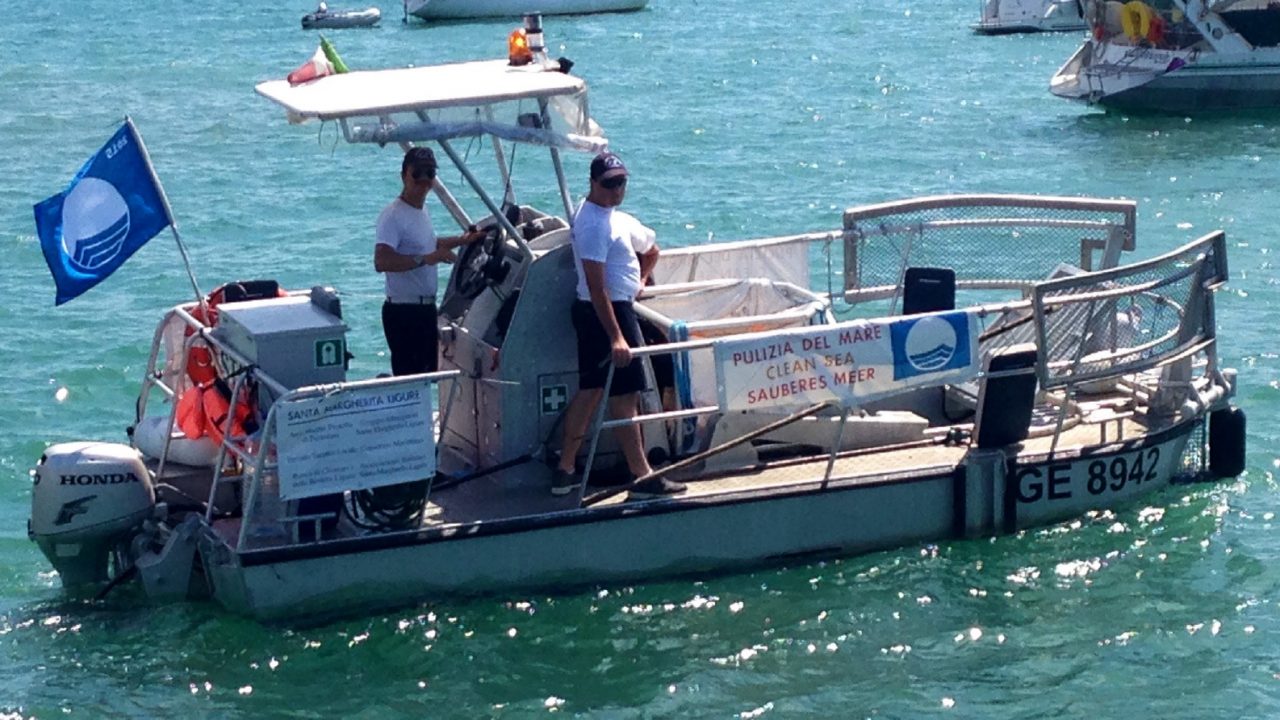 Santa Margherita, riparte il servizio di pulizia del mare