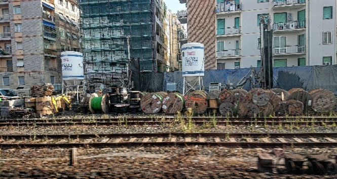 Lavori ferroviari notturni a Chiavari, interrogazione di Mazza