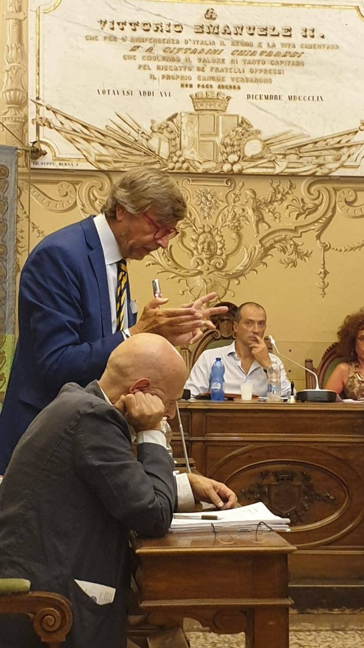 Il sindaco di Chiavari: “Giardini è fuori dalla maggioranza”