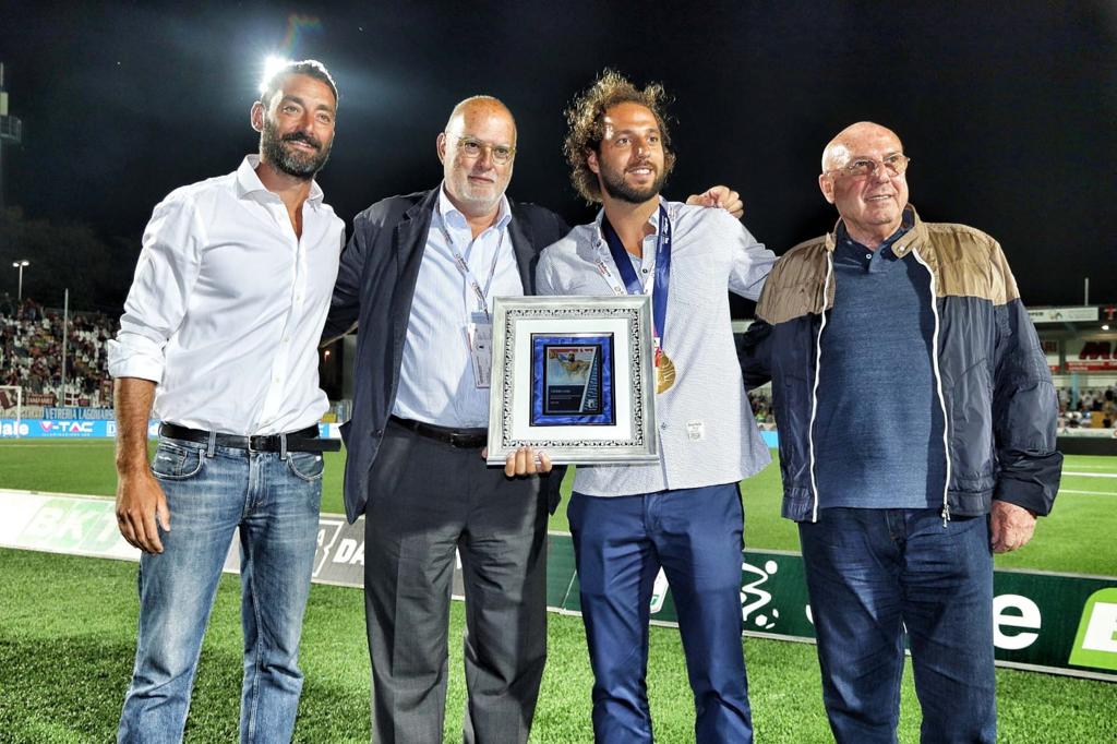 Stefano Luongo premiato dalla Virtus Entella