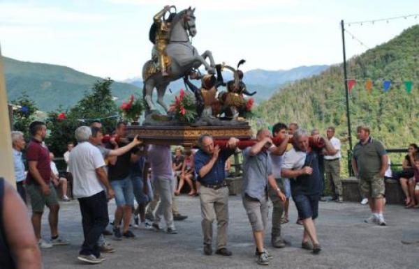 Coreglia, il santo a cavallo