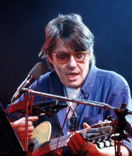 25 anni senza Faber, in estate un grande concerto per ricordarlo
