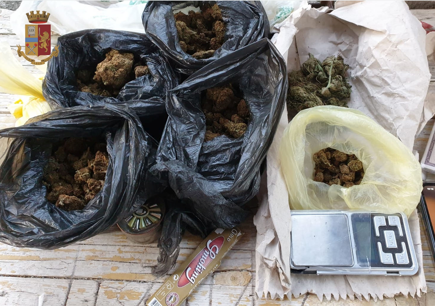 droga-sequestrata-commissariato-chiavari