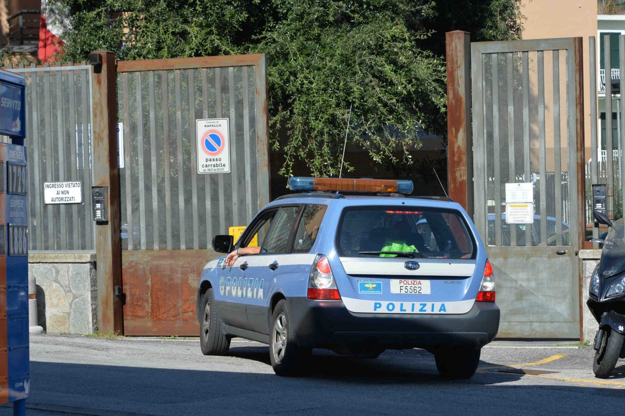 Ricicla pezzi di una moto rubata. Denunciato