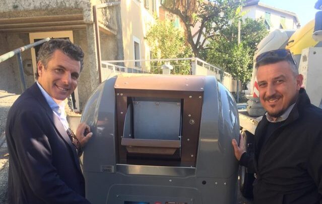 Rifiuti, a Rapallo apre un centro unico per la consegna dei sacchetti