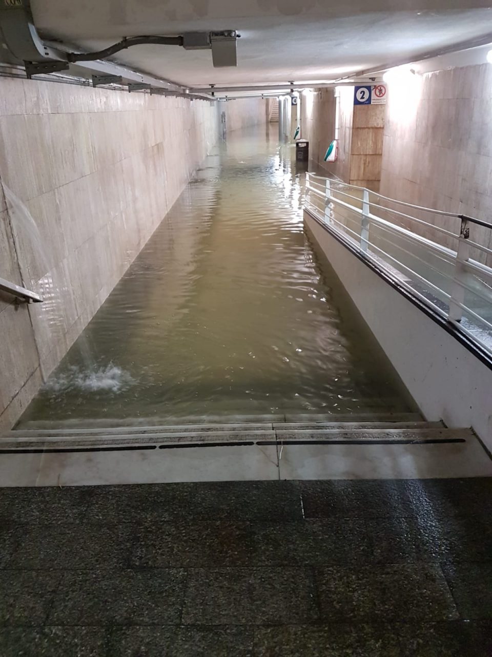 Maltempo, rallentamenti sulla linea ferroviaria
