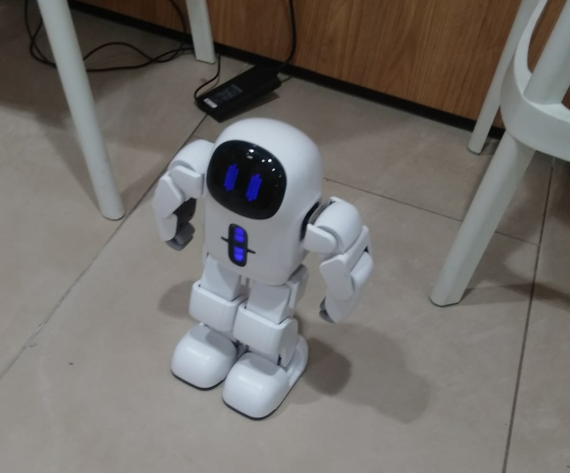 Ai Leudi di Carasco gli studenti del Tigullio incontrano la robotica