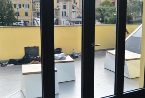 Rapallo, l’ascensore fantasma si fa sentire