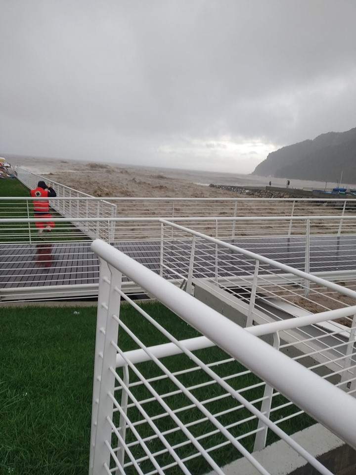 Petronio sempre sorvegliato speciale, domani scuole chiuse a Sestri