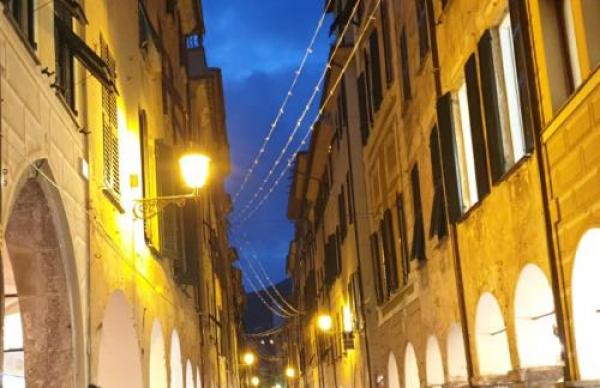 Chiavari, oltre 50mila euro per addobbi e luminarie natalizie