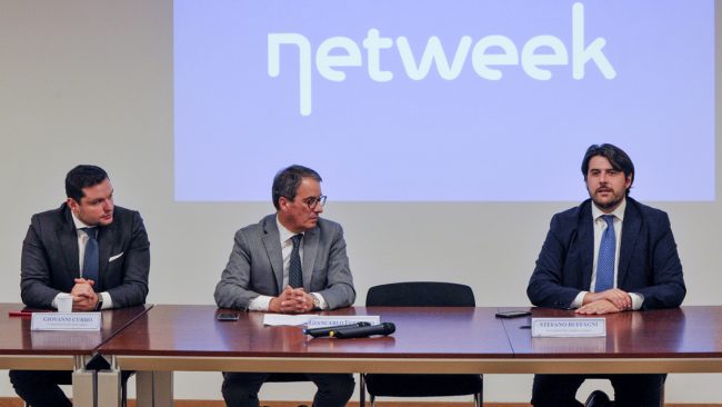 Il viceministro Stefano Buffagni (M5S) incontra Netweek: “Plastic tax battaglia necessaria”