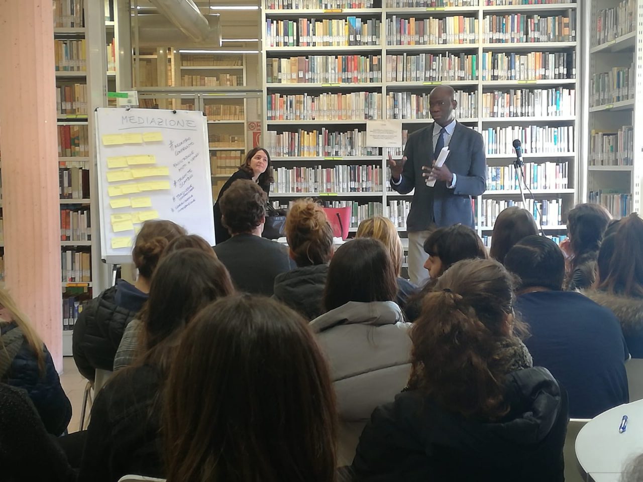 Santa Margherita, incontro in biblioteca tra mediatori culturali e studenti dell’Istituto Caboto