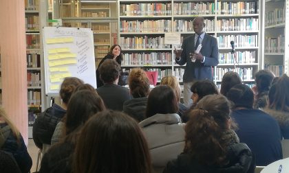 Santa Margherita, incontro in biblioteca tra mediatori culturali e studenti dell'Istituto Caboto