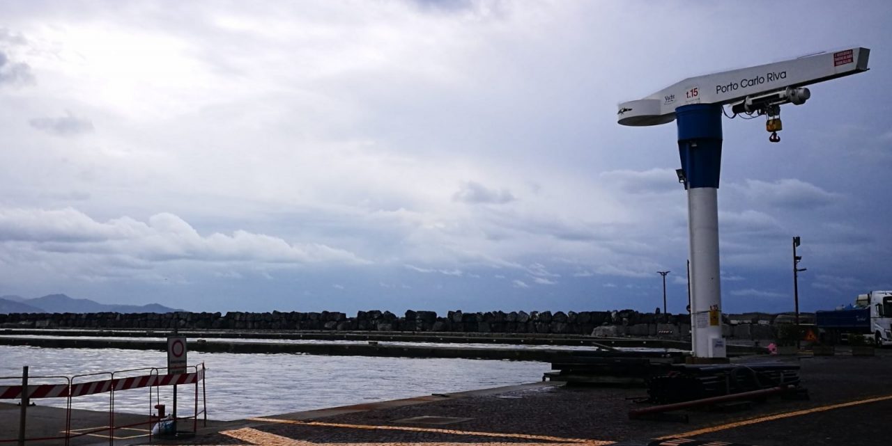A Rapallo il mare colpisce nuovamente anche la diga. Scarpino: «Interverremo il prima possibile»