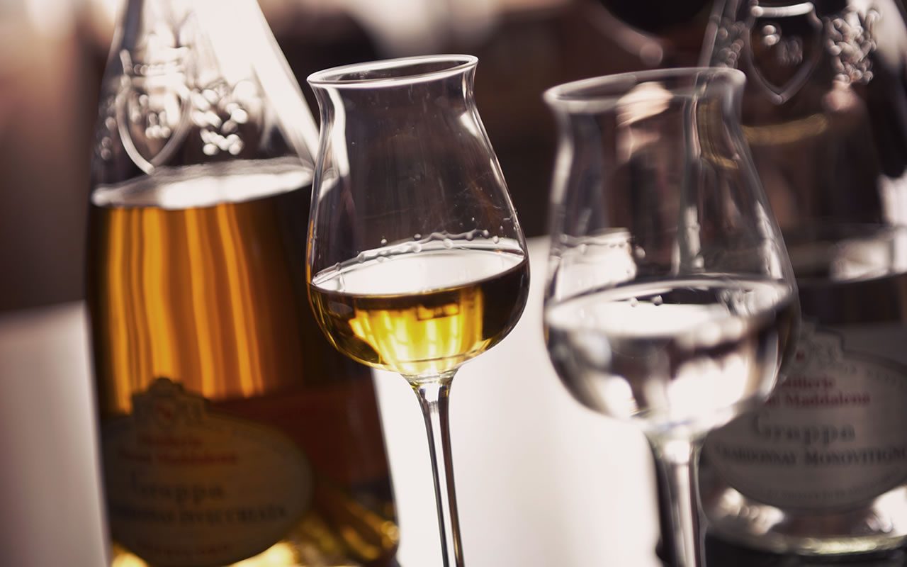 Assaggiatori grappa ed acquaviti, il corso